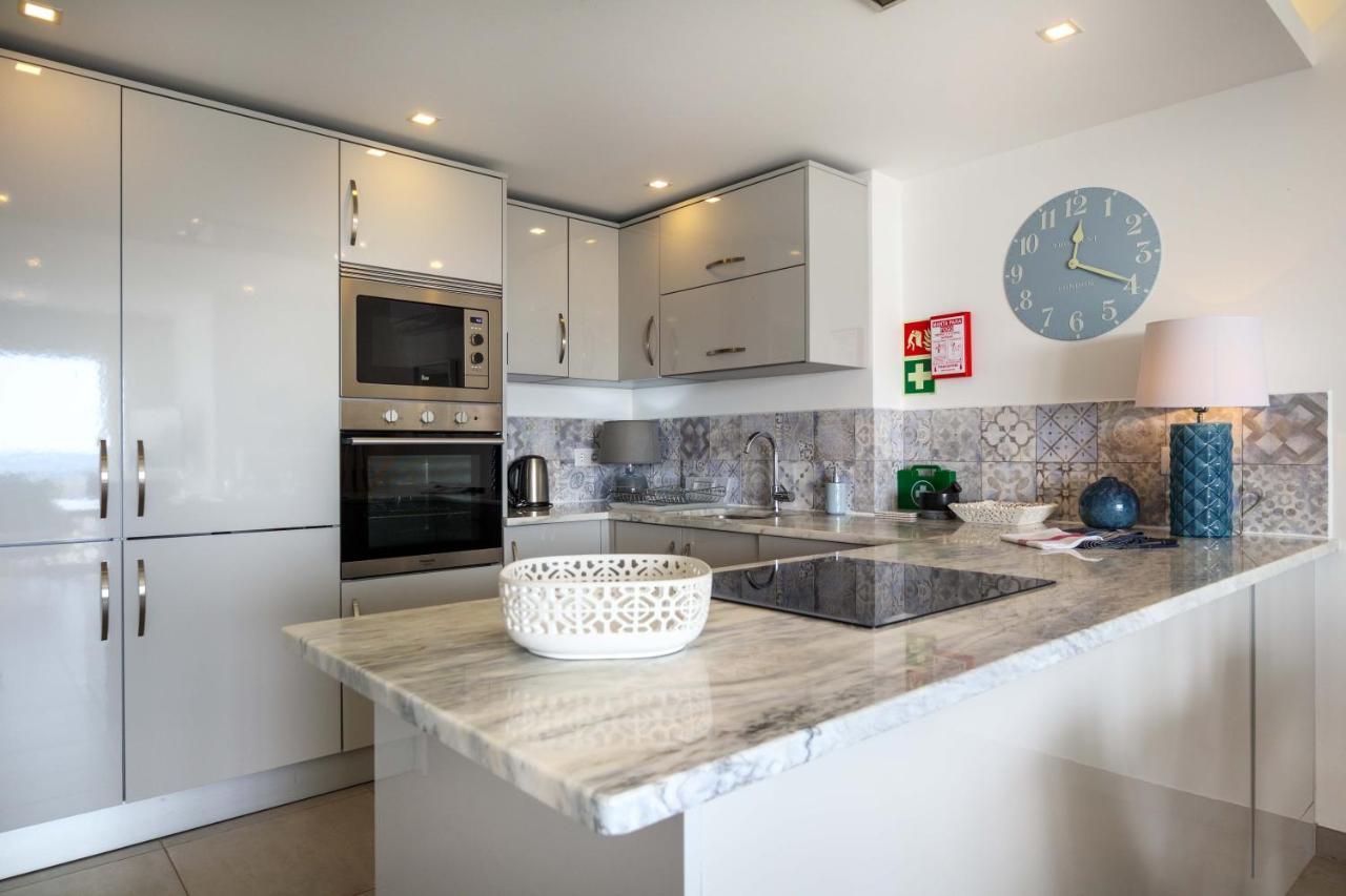 Waterside 3 Bedroom Sea View Luz Dış mekan fotoğraf